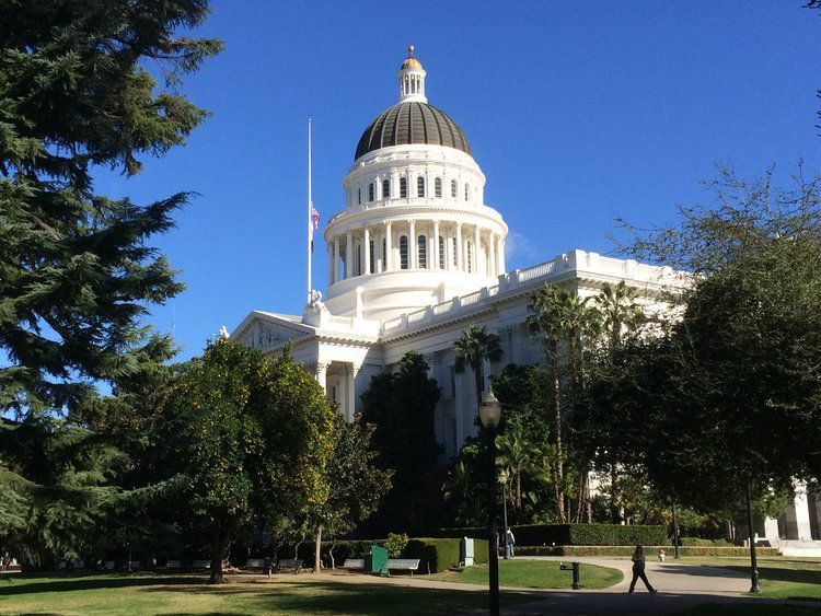 010218CapitolBobMoffitt p