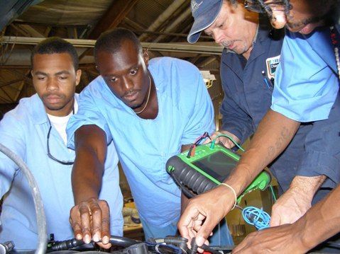 Folsom State Prison Vocational Automotive Repair Program7-16-09 019a