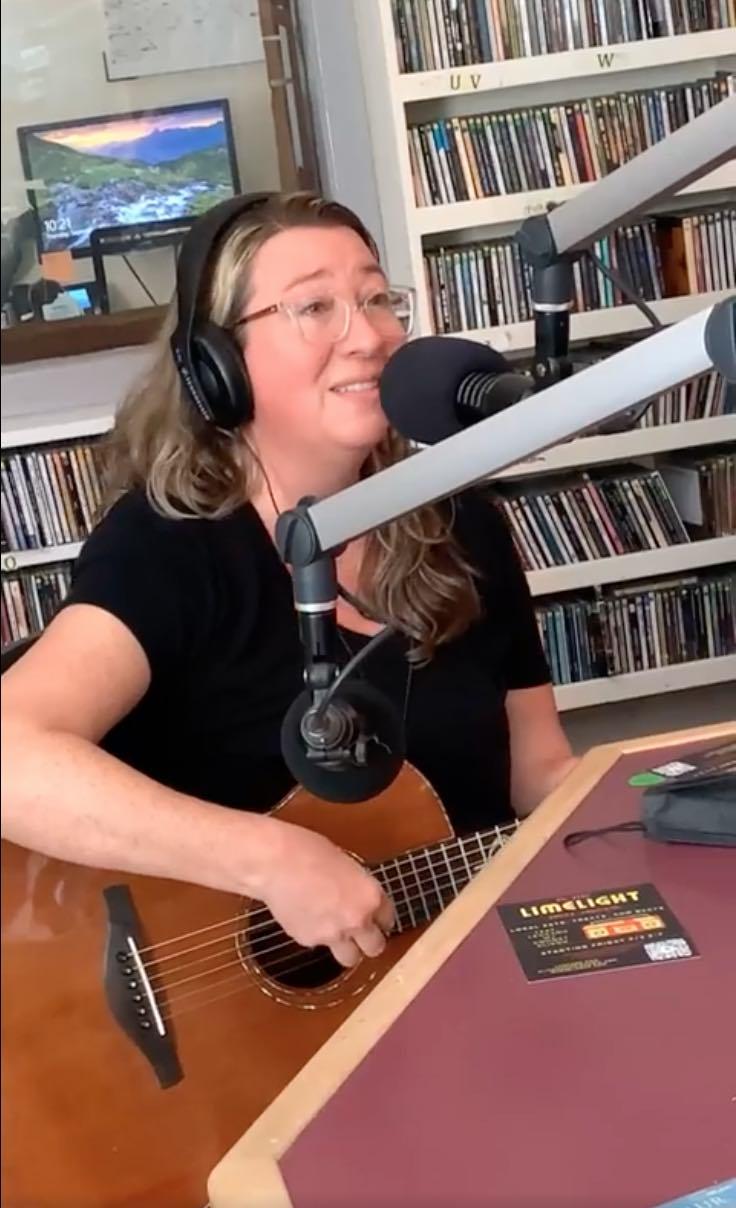 Alison 901