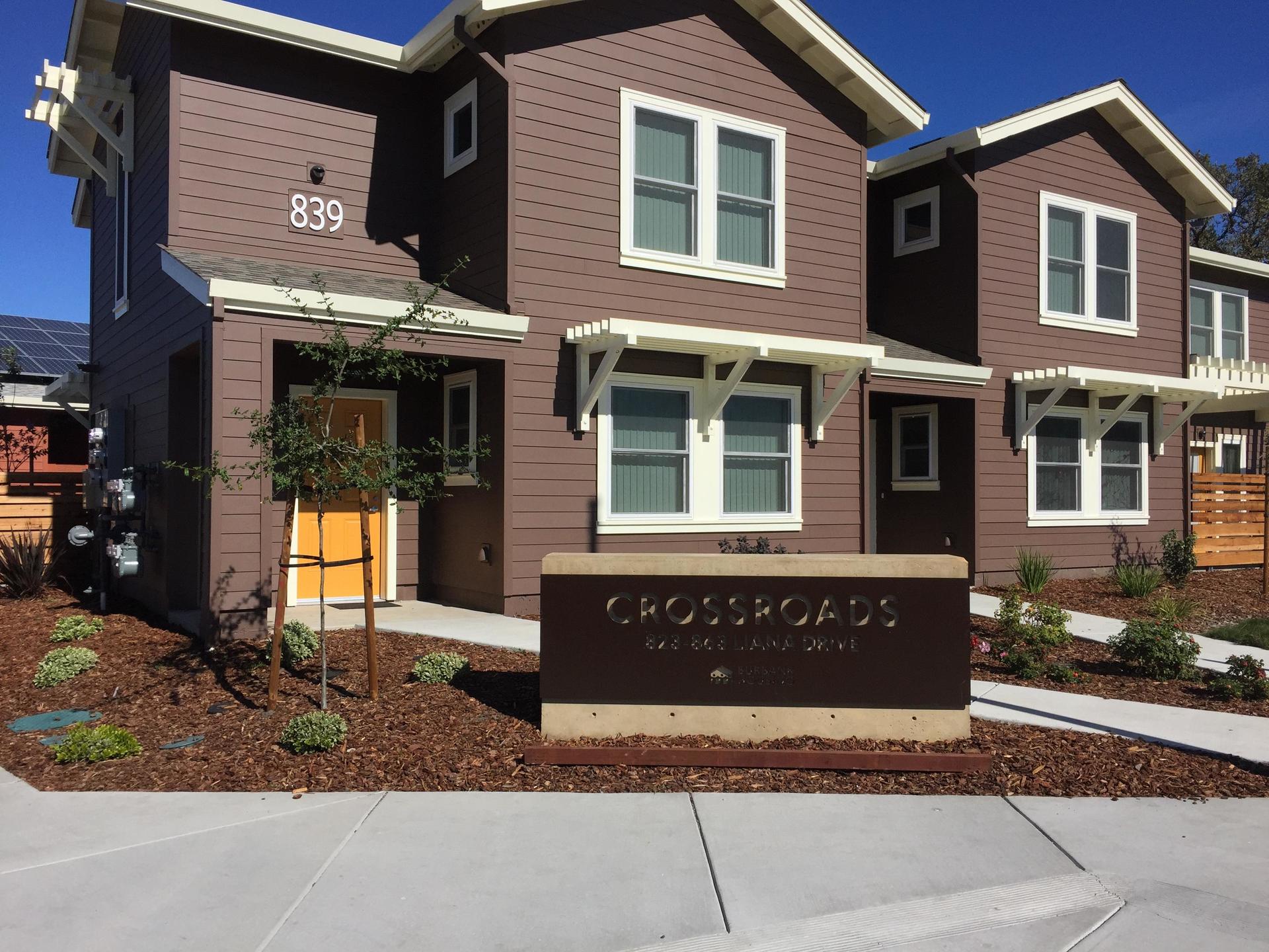 Crossroads apartment