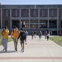 CORONAVIRUS DISRUPTION photo