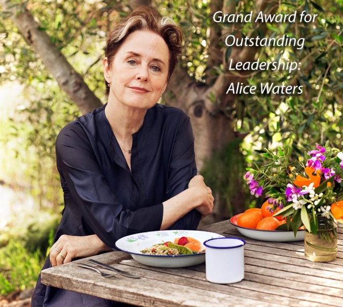 Alice WithGrandAwardText