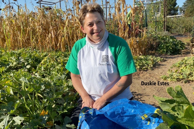 Duskie Gleaning74